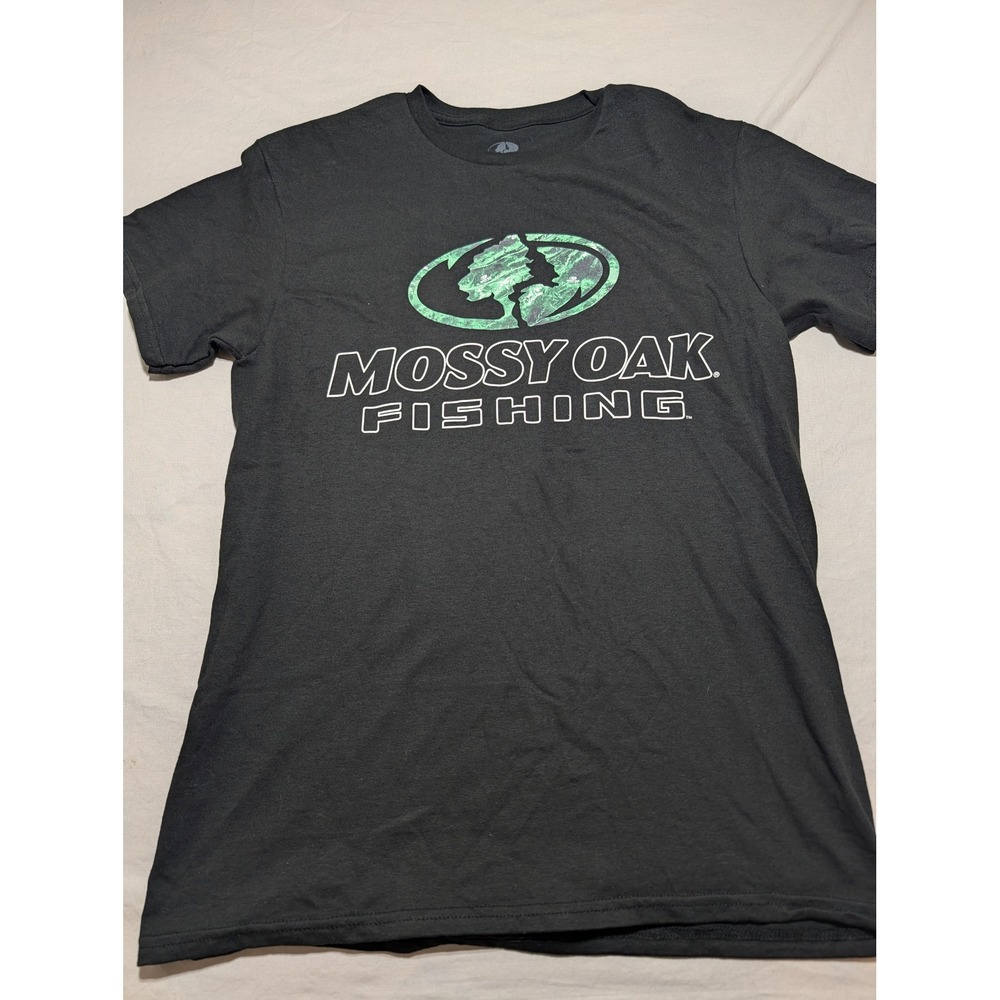 Mossy Oak Fishing Graphic T-Shirt Mens Medium Black Green Camo Logo Cotton Tee